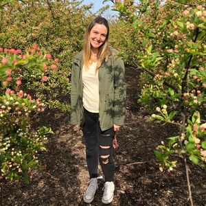 Meet your Posher, Maddie